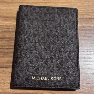 Michael Kors Wallet Card Holder Bifold Logo Brown NEW NWOT